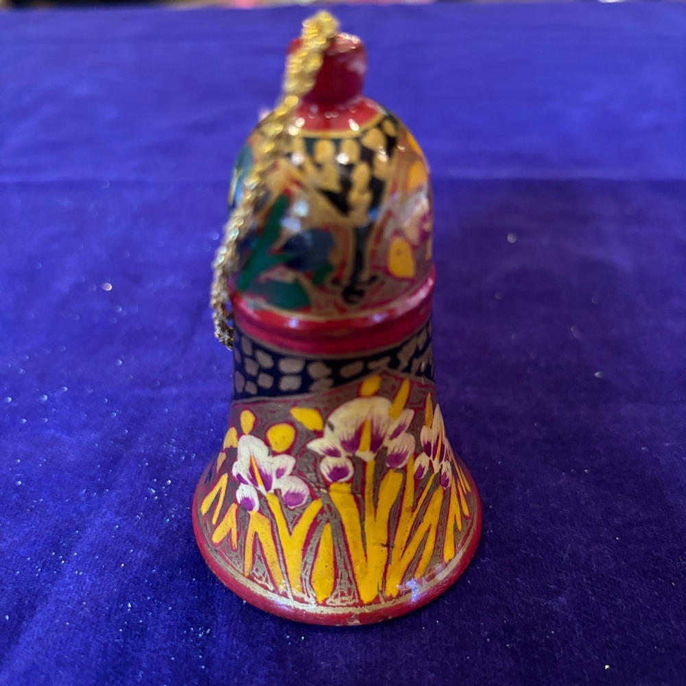 Vintage Kashmiri Hand Painted Papier Mache Floral Bell Ornament Multicolor - Picture 4 of 10